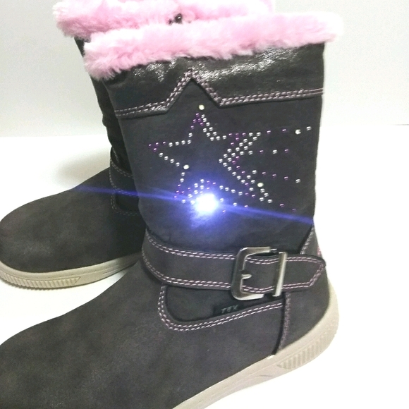 ⭐ Light up rhinestone 💎❄️ Winter / Spring Boots - Picture 10 of 10